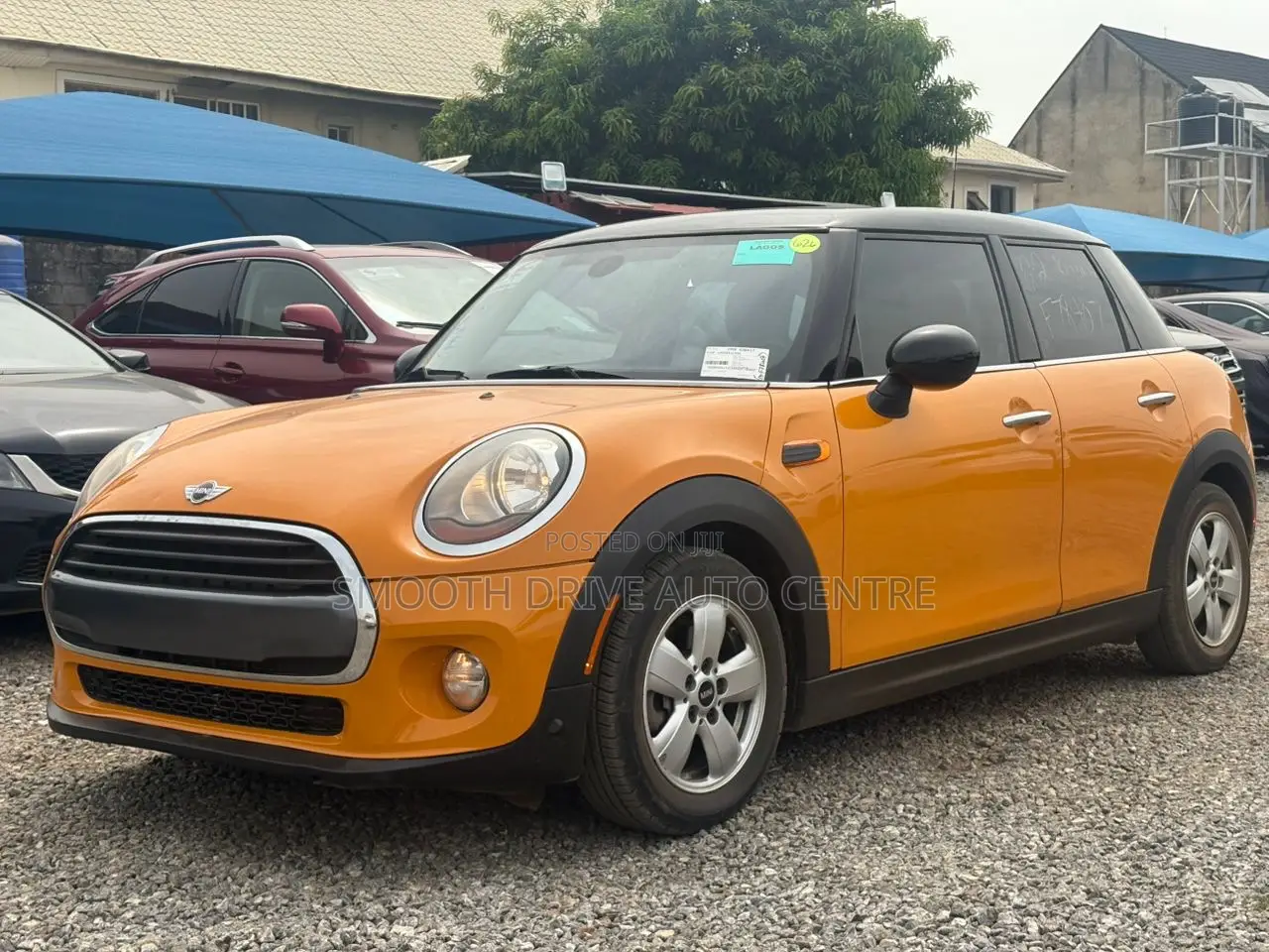 Mini Cooper 2017 Orange