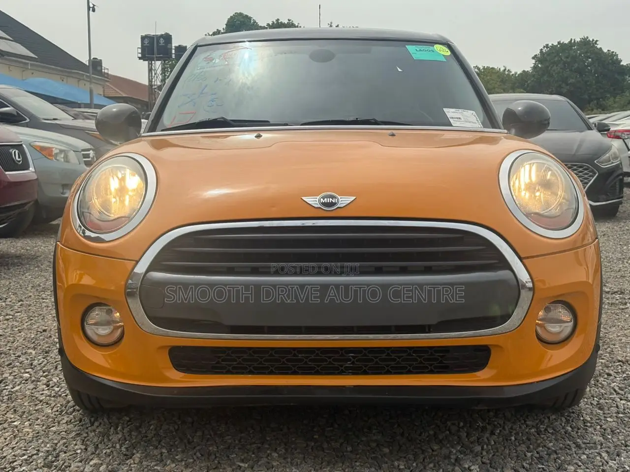 Mini Cooper 2017 Orange