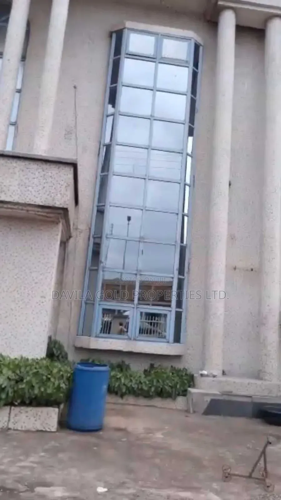 Bank Hall for Lease