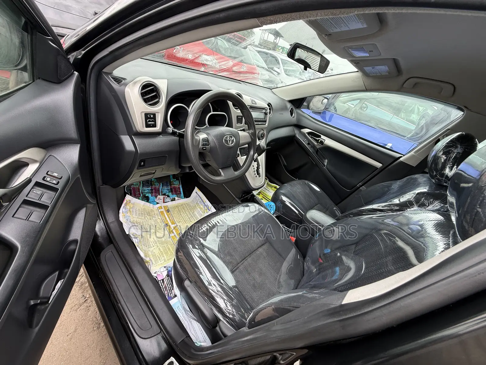 Toyota Matrix S Hatchback AWD (2.4L 4cyl 4A) 2013 Black