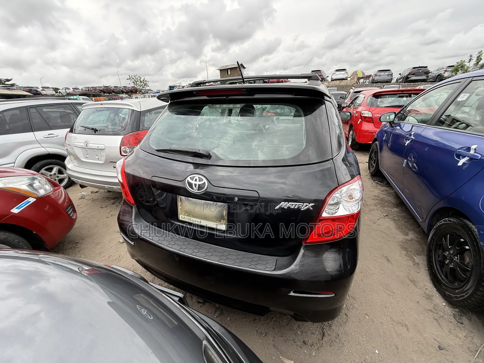 Toyota Matrix S Hatchback AWD (2.4L 4cyl 4A) 2013 Black