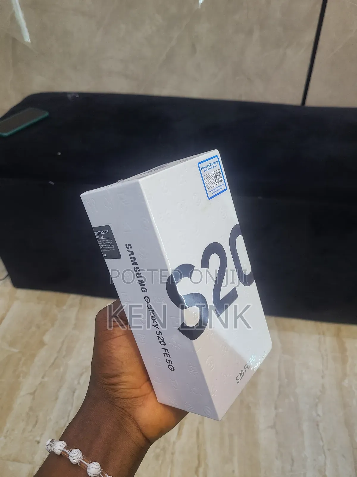 New Samsung Galaxy S20 FE 128 GB Black
