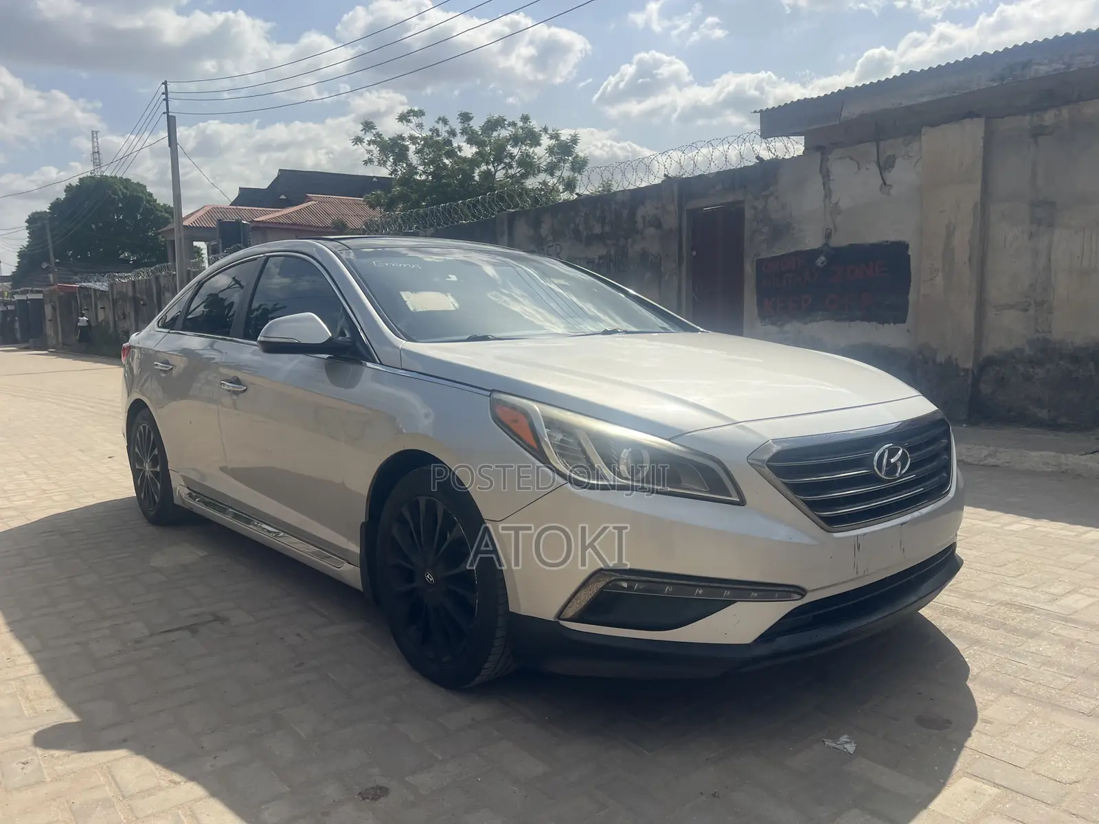 Hyundai Sonata Limited 4dr Sedan (2.4L 4cyl 6A) 2015 Silver