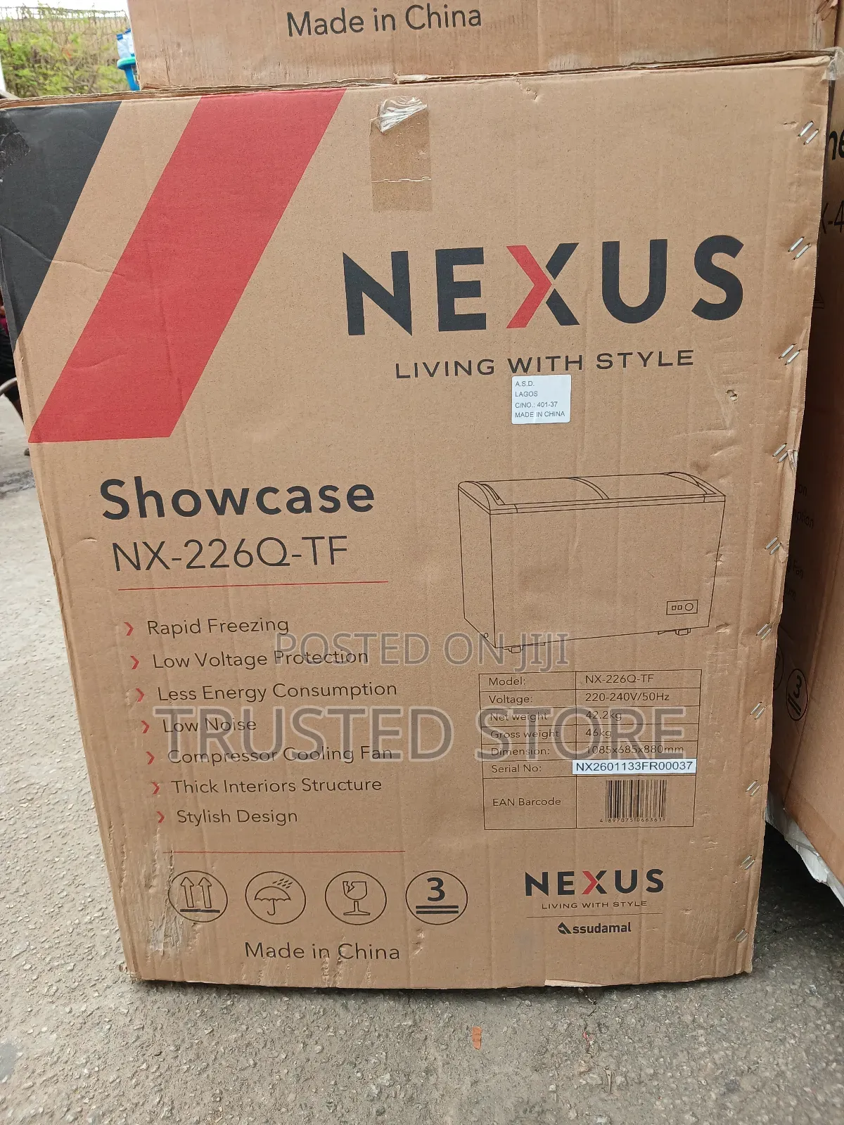 Nexus Showcase Freezer