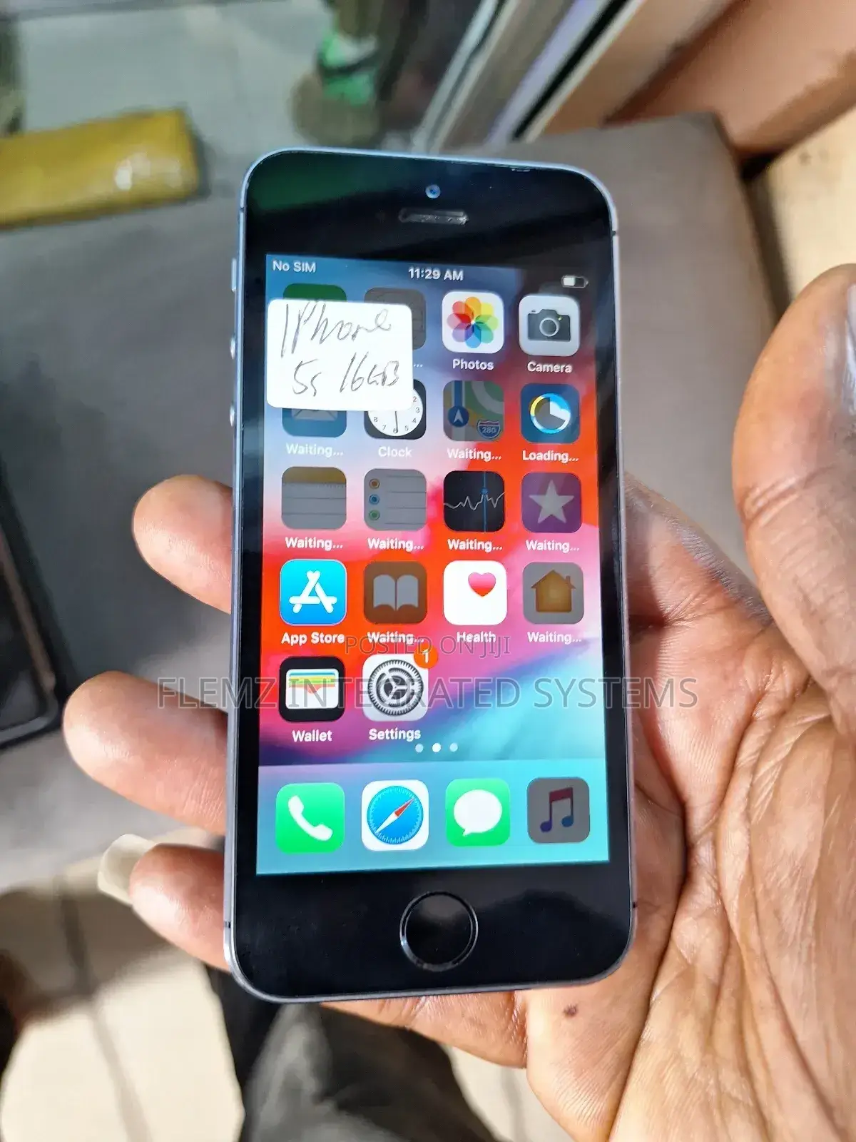Apple iPhone 5s 16 GB Gray
