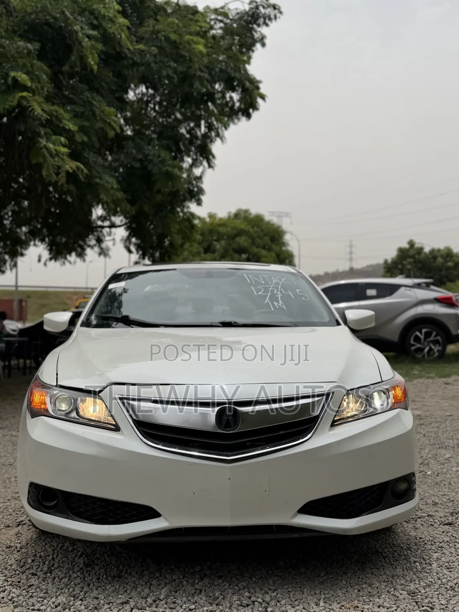 Acura ILX w/Premium Package (2.4L 4cyl 6M) 2013 White