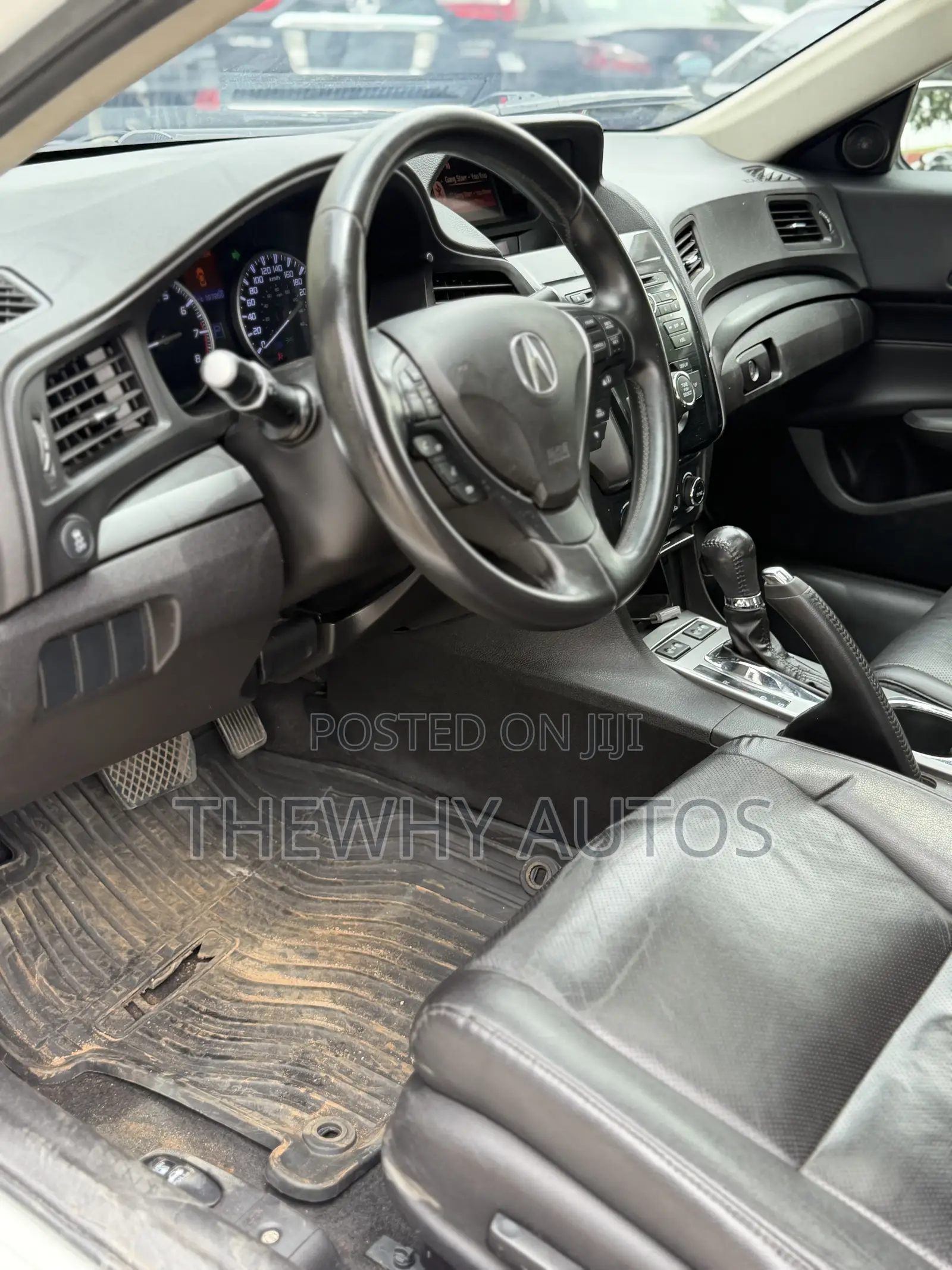 Acura ILX w/Premium Package (2.4L 4cyl 6M) 2013 White