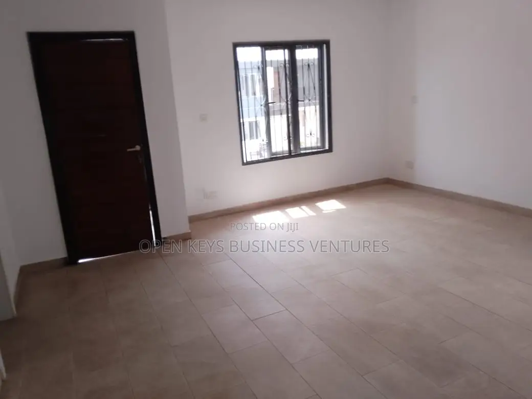 3bdrm Duplex in Jericho Gra for sale