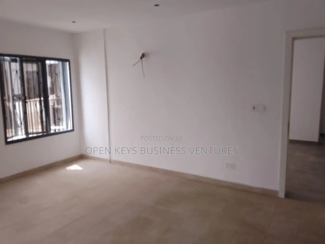 3bdrm Duplex in Jericho Gra for sale