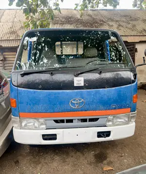 Toyota Dyna 150 First Body Untouche Engine