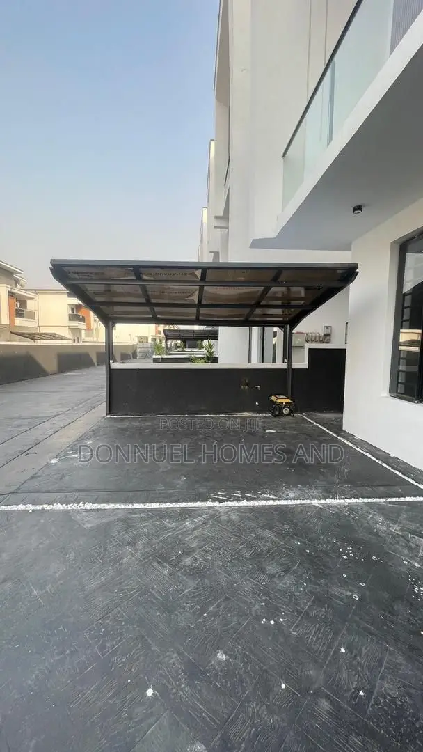 4bdrm Duplex in Ajah for sale