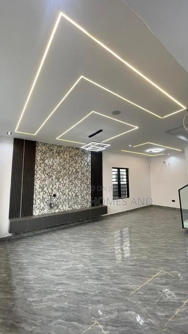 4bdrm Duplex in Ajah for sale