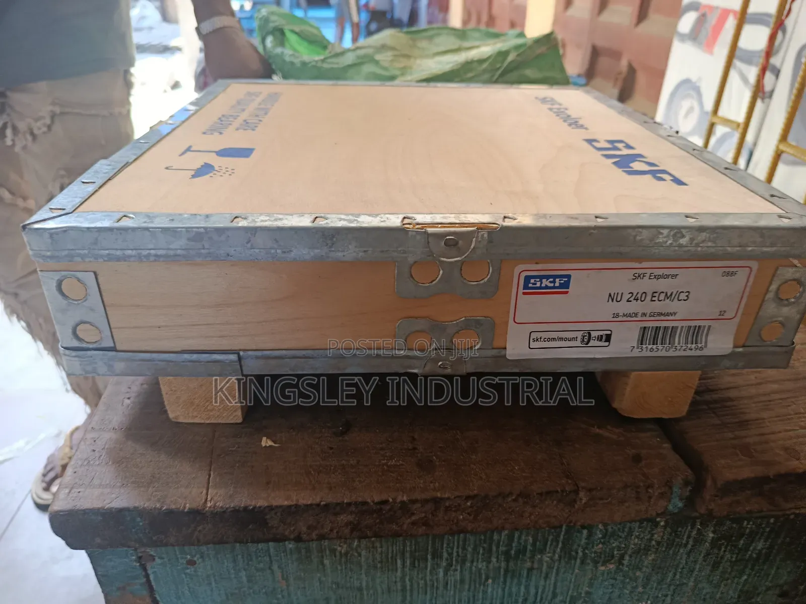 Nu240ecm Cylindrical Roller Bearing SKF Original