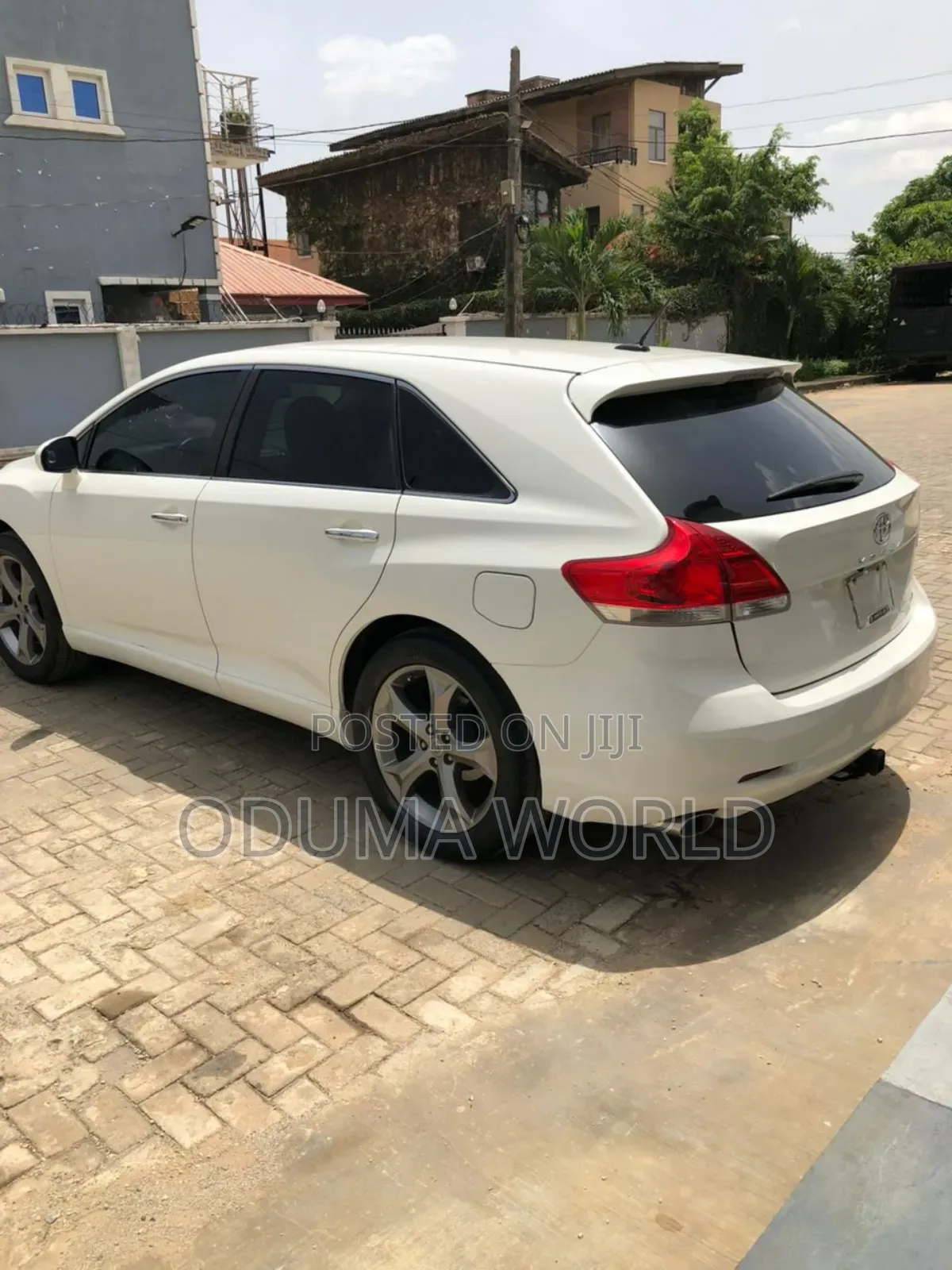 Toyota Venza V6 AWD 2011 White