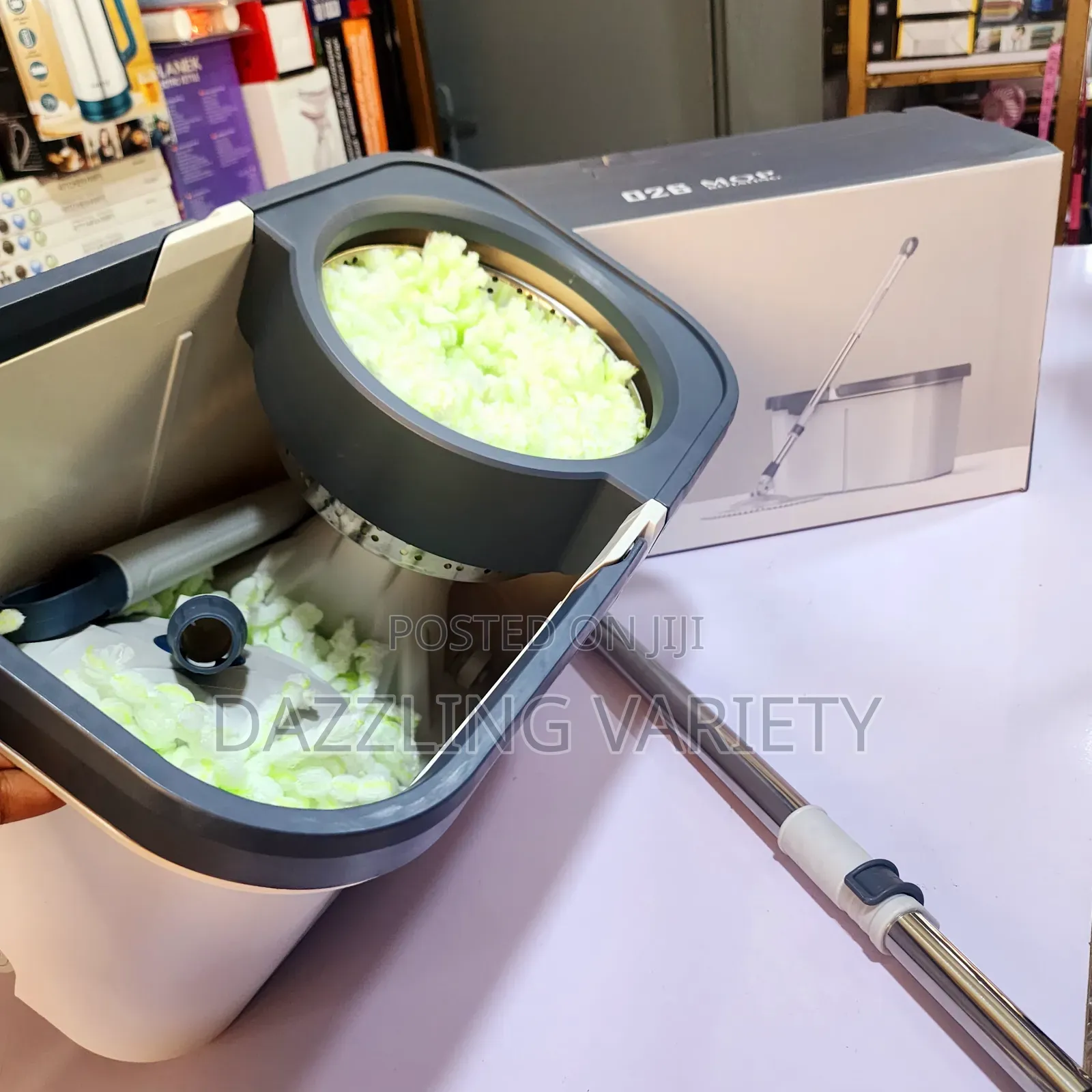 Dual Drive 360° Rotating Spin Mop With Bucket and 2 Heads