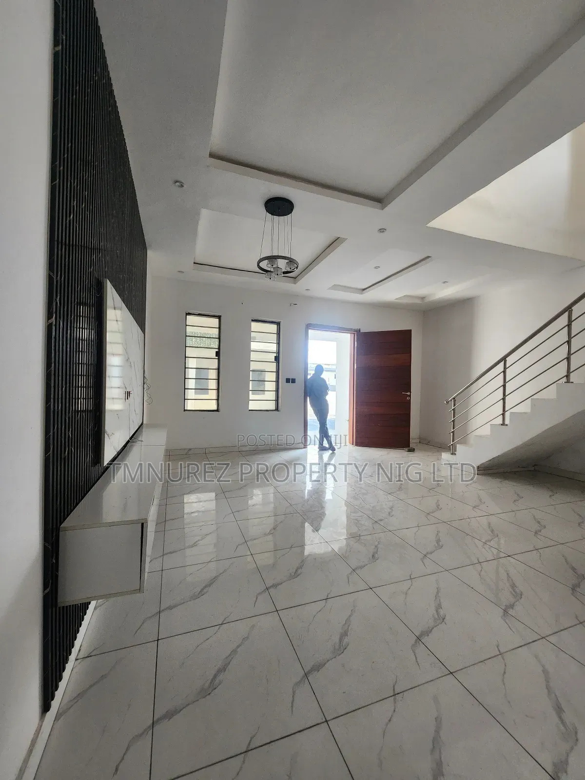 3bdrm Duplex in General Paint, Lekki Gardens Estate for sale
