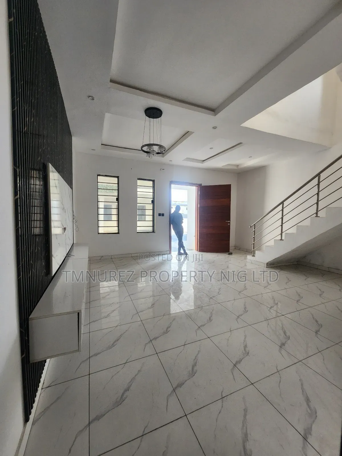 3bdrm Duplex in General Paint, Lekki Gardens Estate for sale