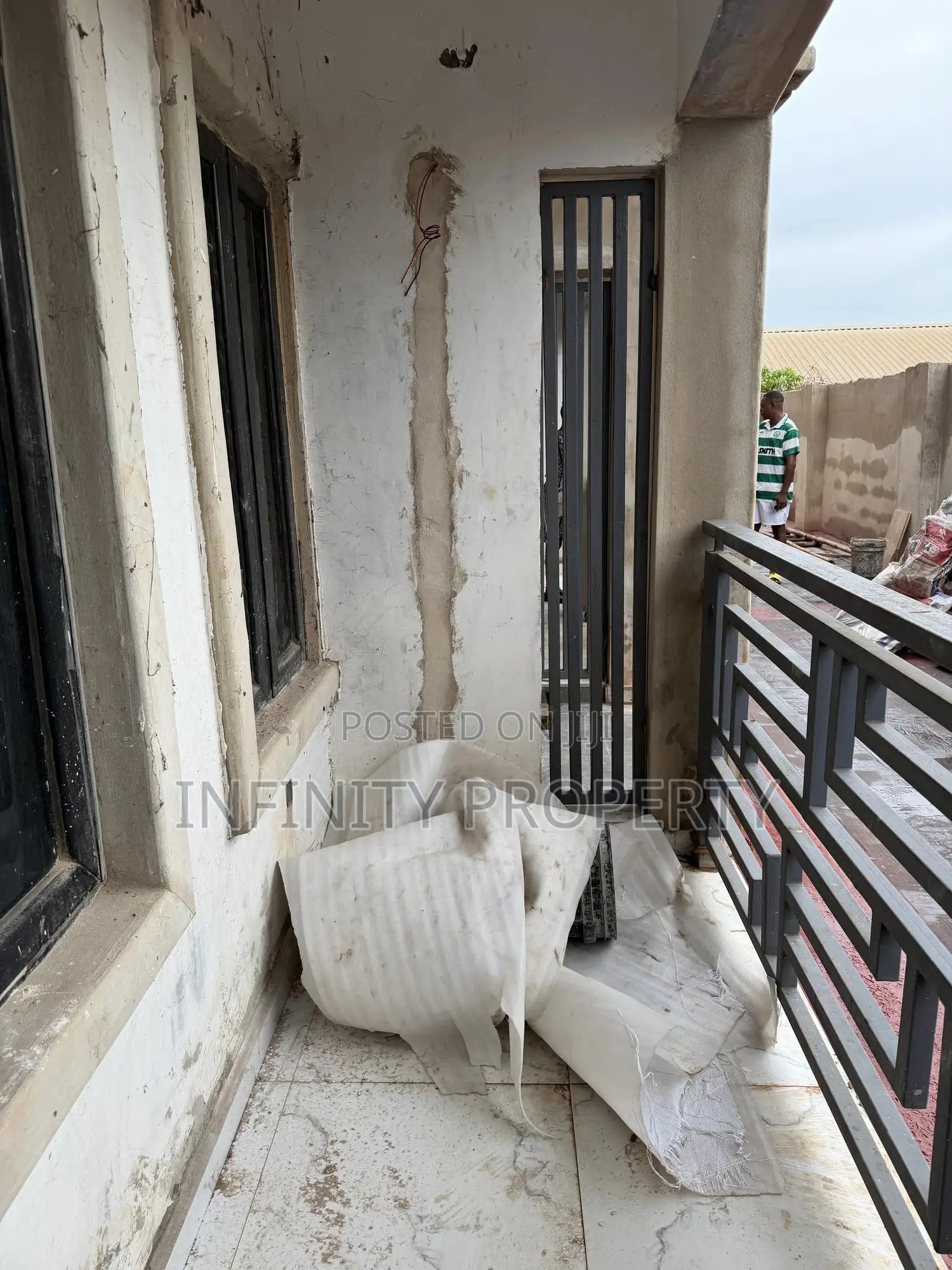3bdrm Block of Flats in Etete, Benin City for rent