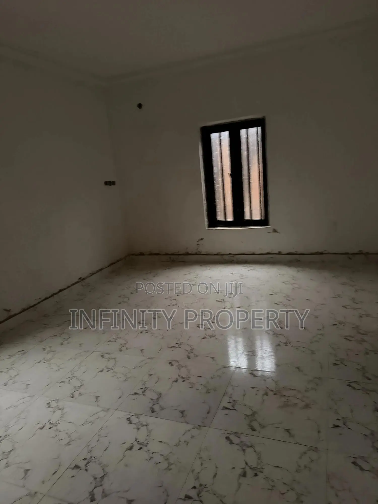 3bdrm Block of Flats in Etete, Benin City for rent