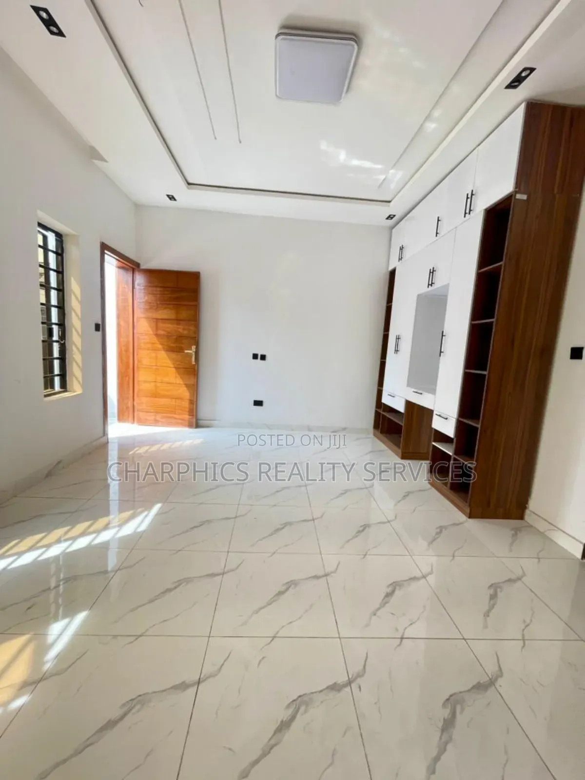 4bdrm Duplex in Ado / Ajah for sale