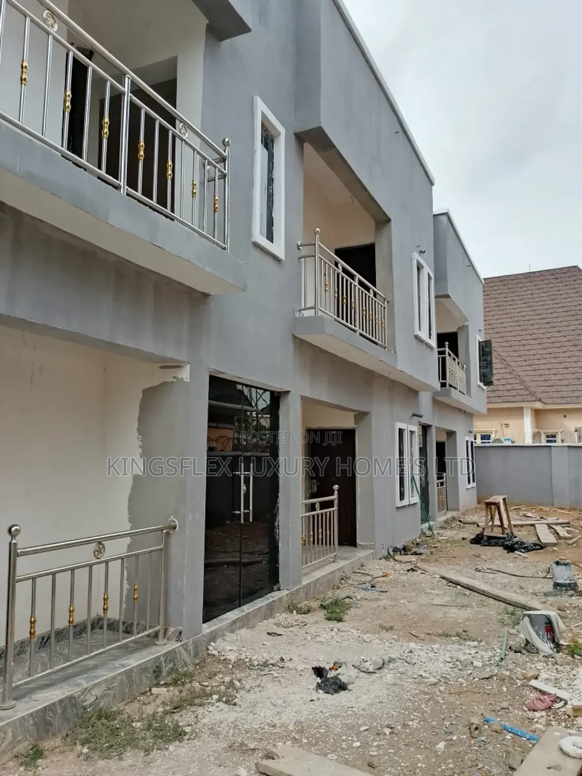 6bdrm Block of Flats in Behind Becky 2, Karu for sale