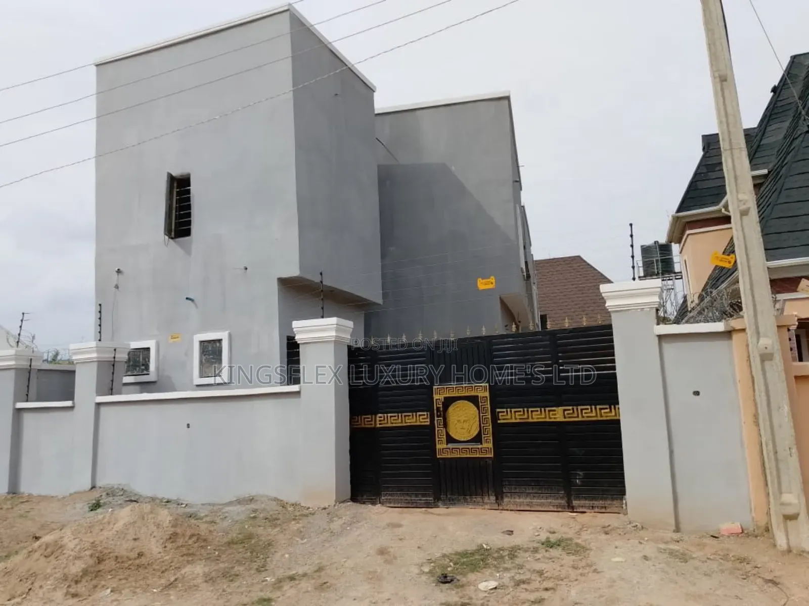 6bdrm Block of Flats in Behind Becky 2, Karu for sale