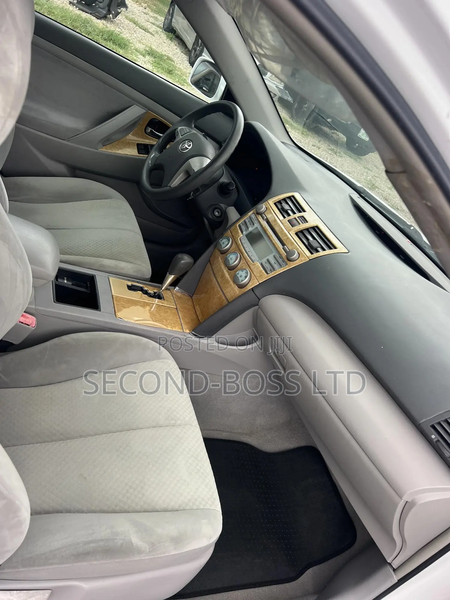 Toyota Camry 2.4 LE 2008 White