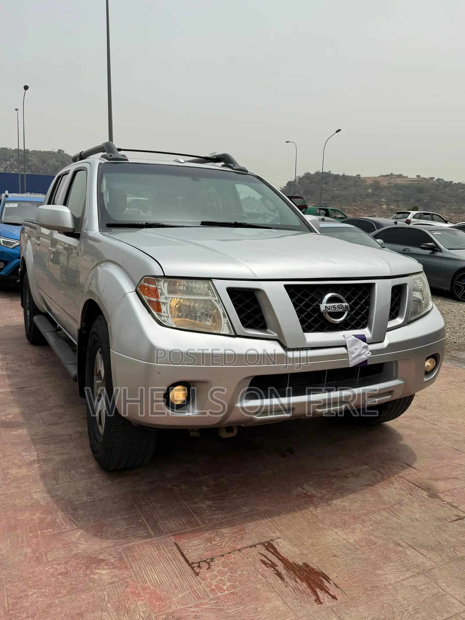 Nissan Frontier 2012 Silver