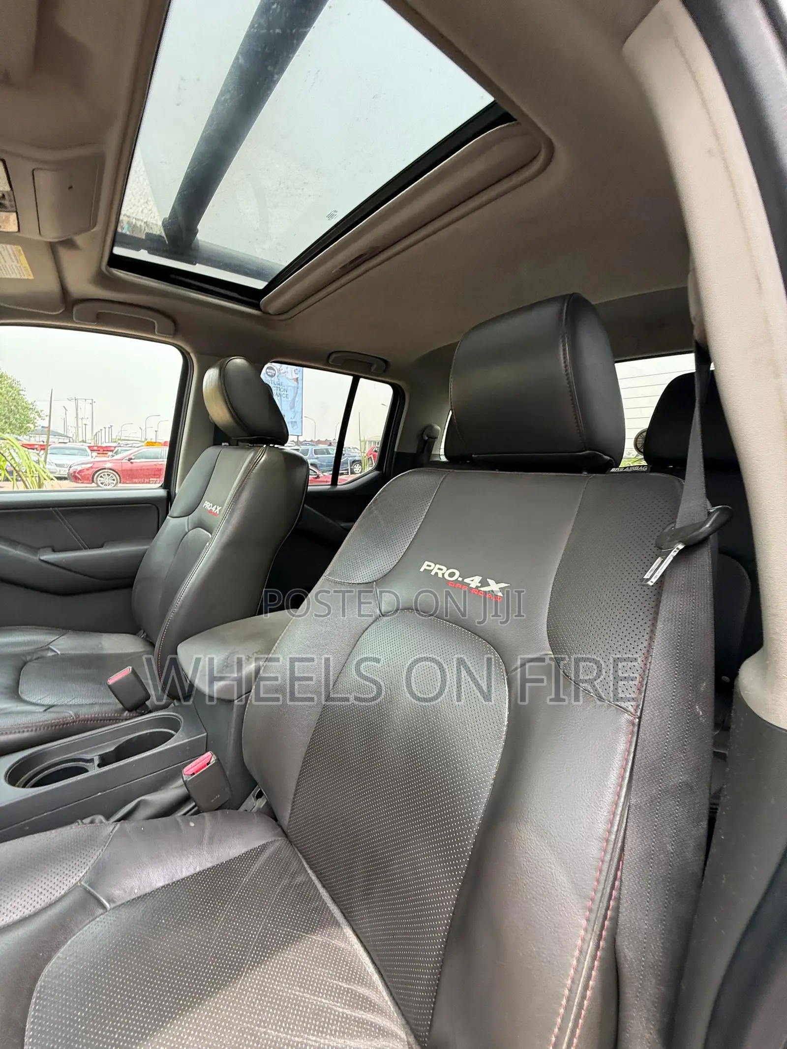 Nissan Frontier 2012 Silver