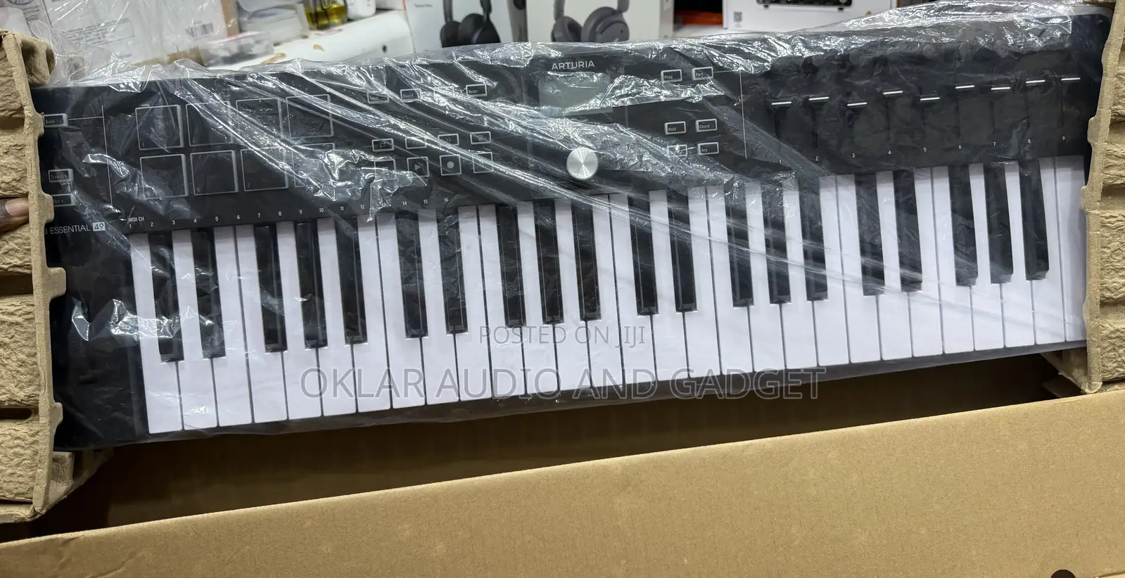 Arturia Keylab 49 Essential Mk3 Usb C Midi Keyboard ( Open Box)