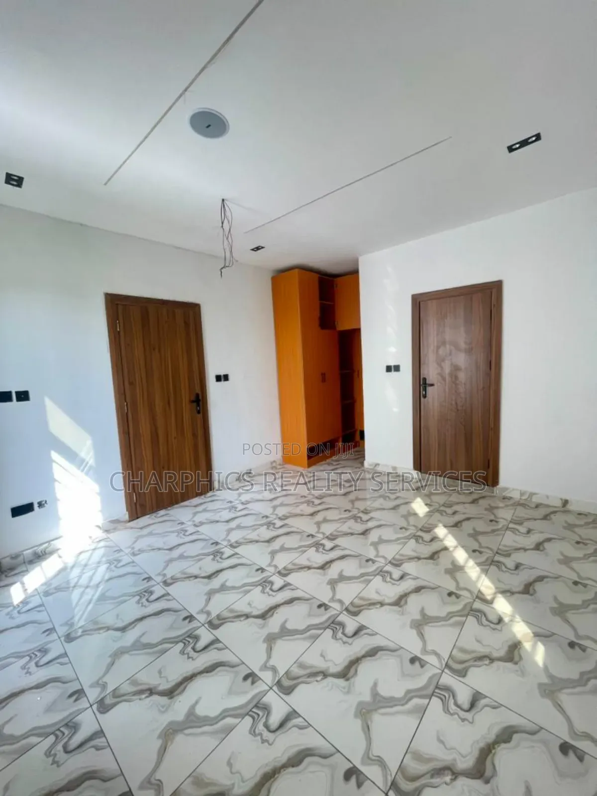 4bdrm Duplex in Ado / Ajah for sale
