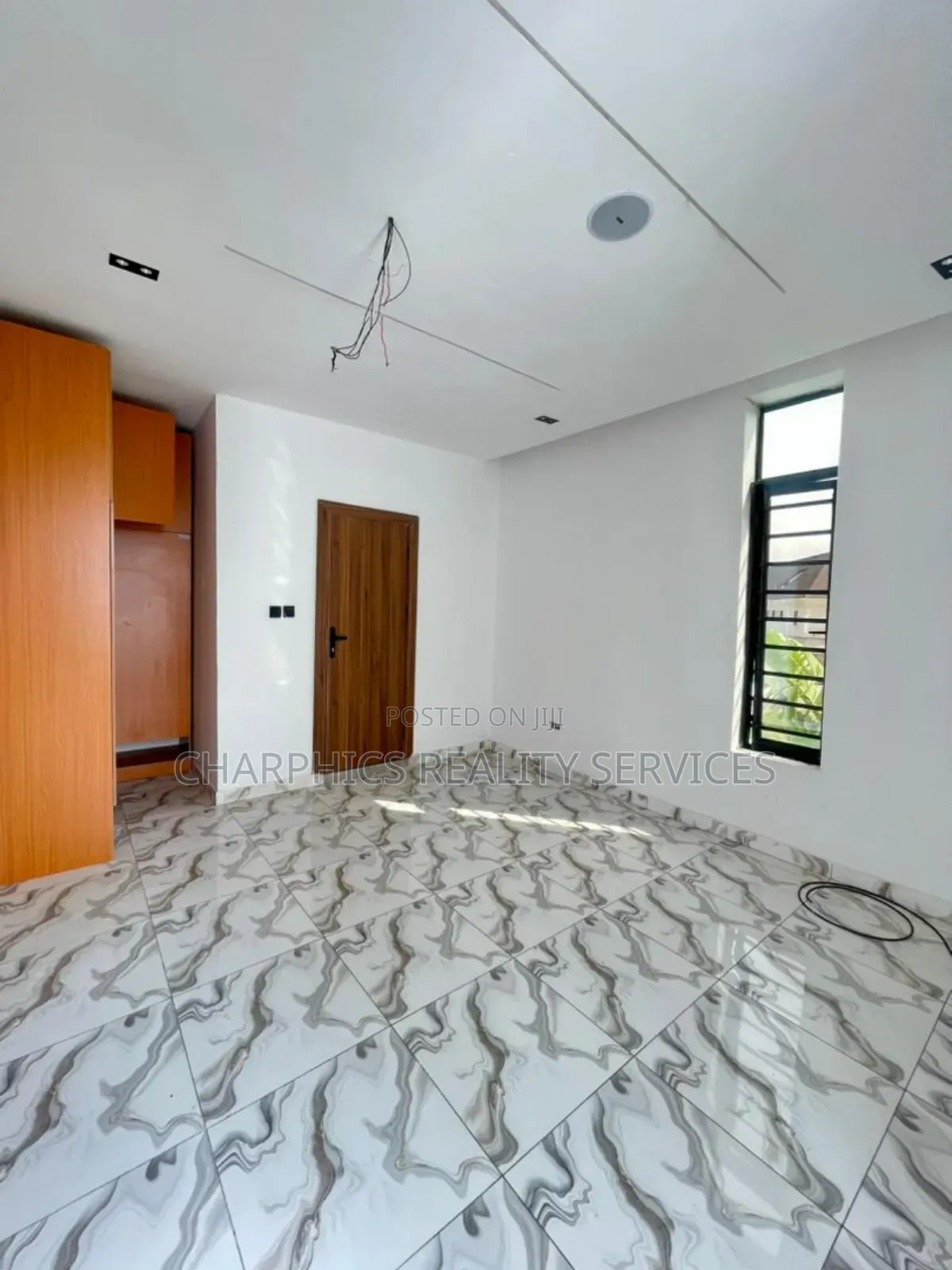 4bdrm Duplex in Ado / Ajah for sale
