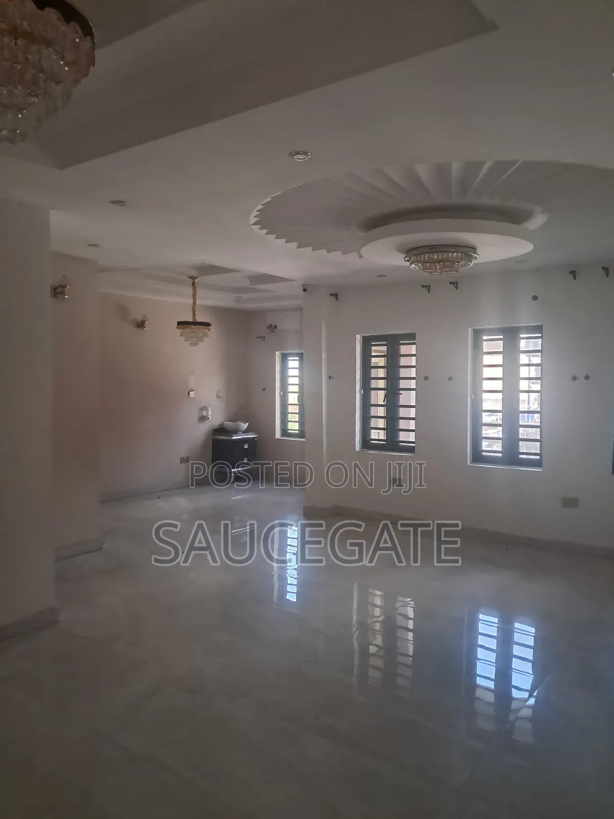 4bdrm Duplex in Prayer Estate, Apple Junction for sale