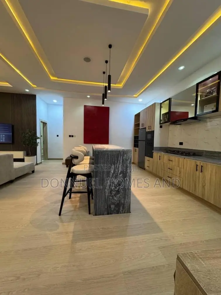 Furnished 3bdrm Apartment in Lekki Phase 1 for rent