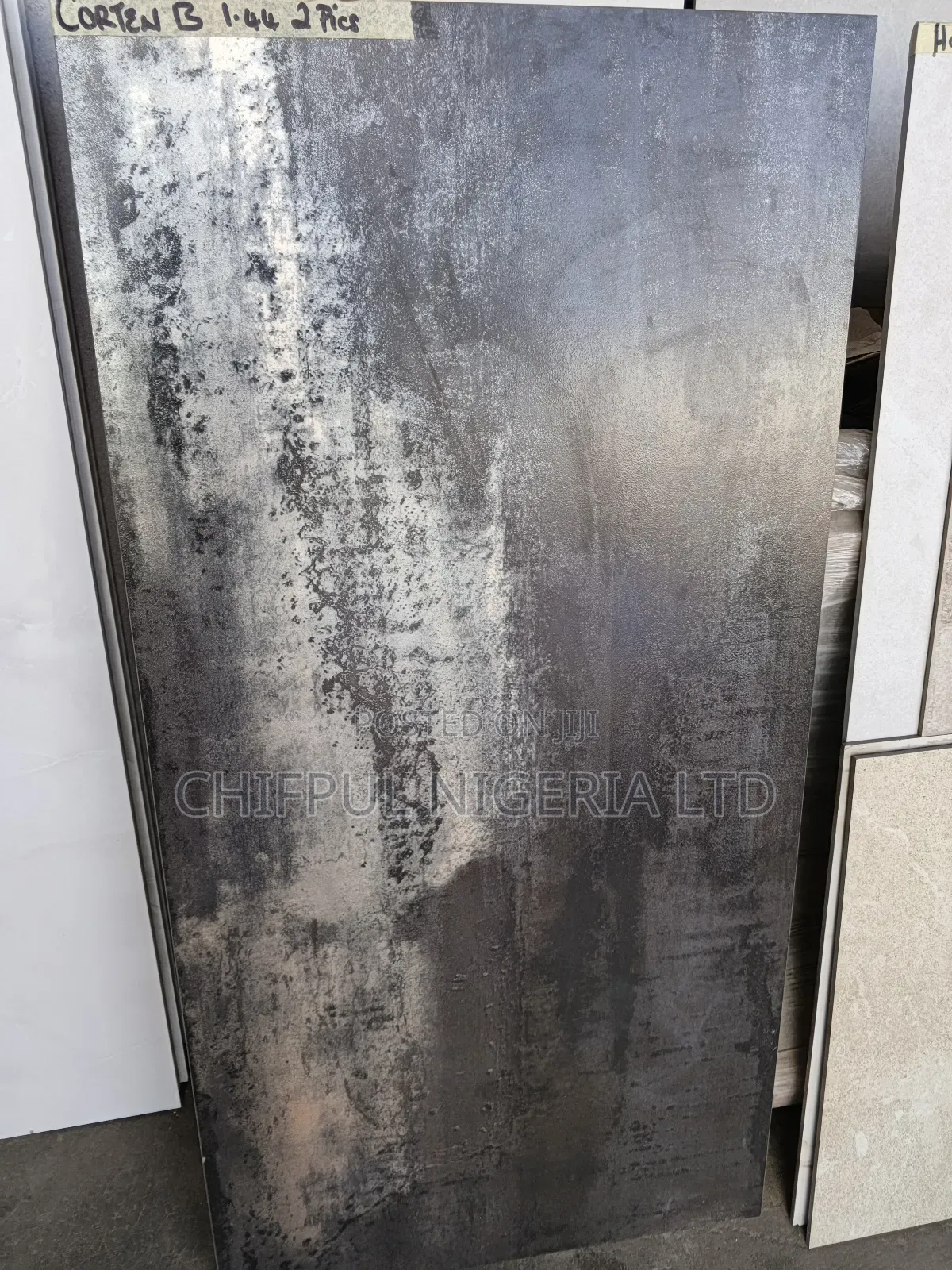 Lorten ,B, Porcelain Spanish Tile