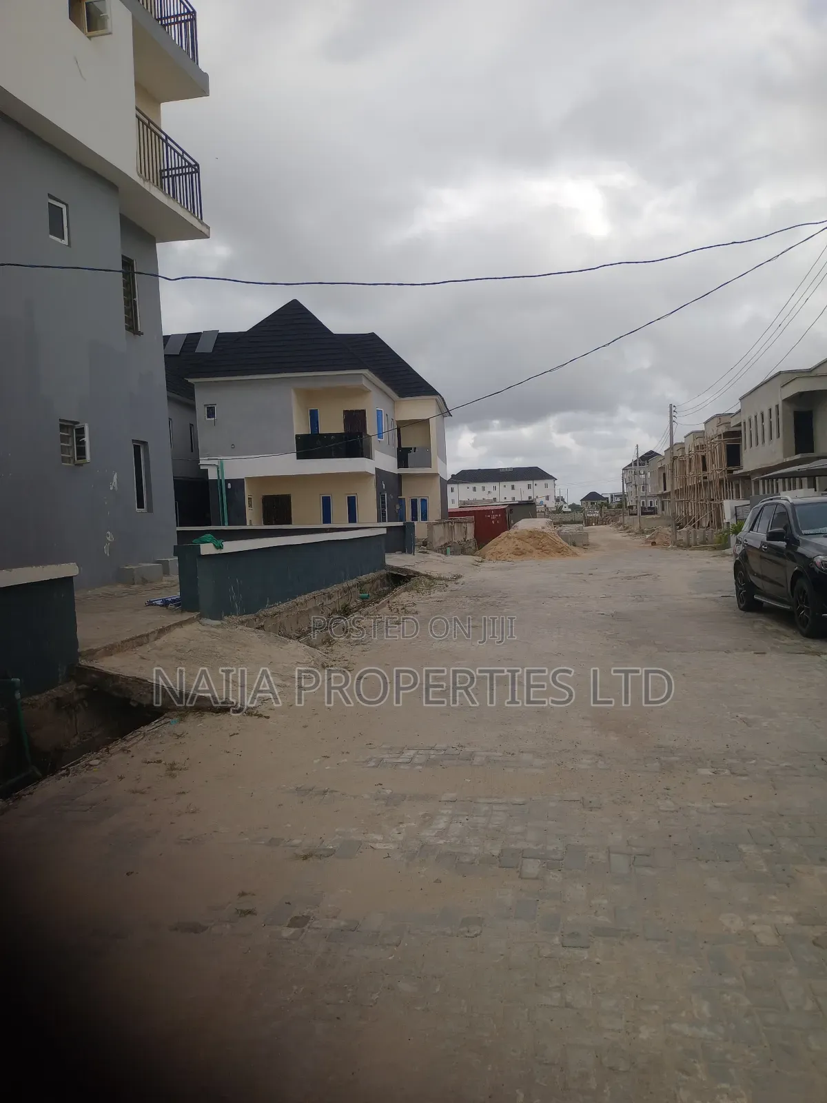 3bdrm Apartment in Oribanwa, Awoyaya for rent