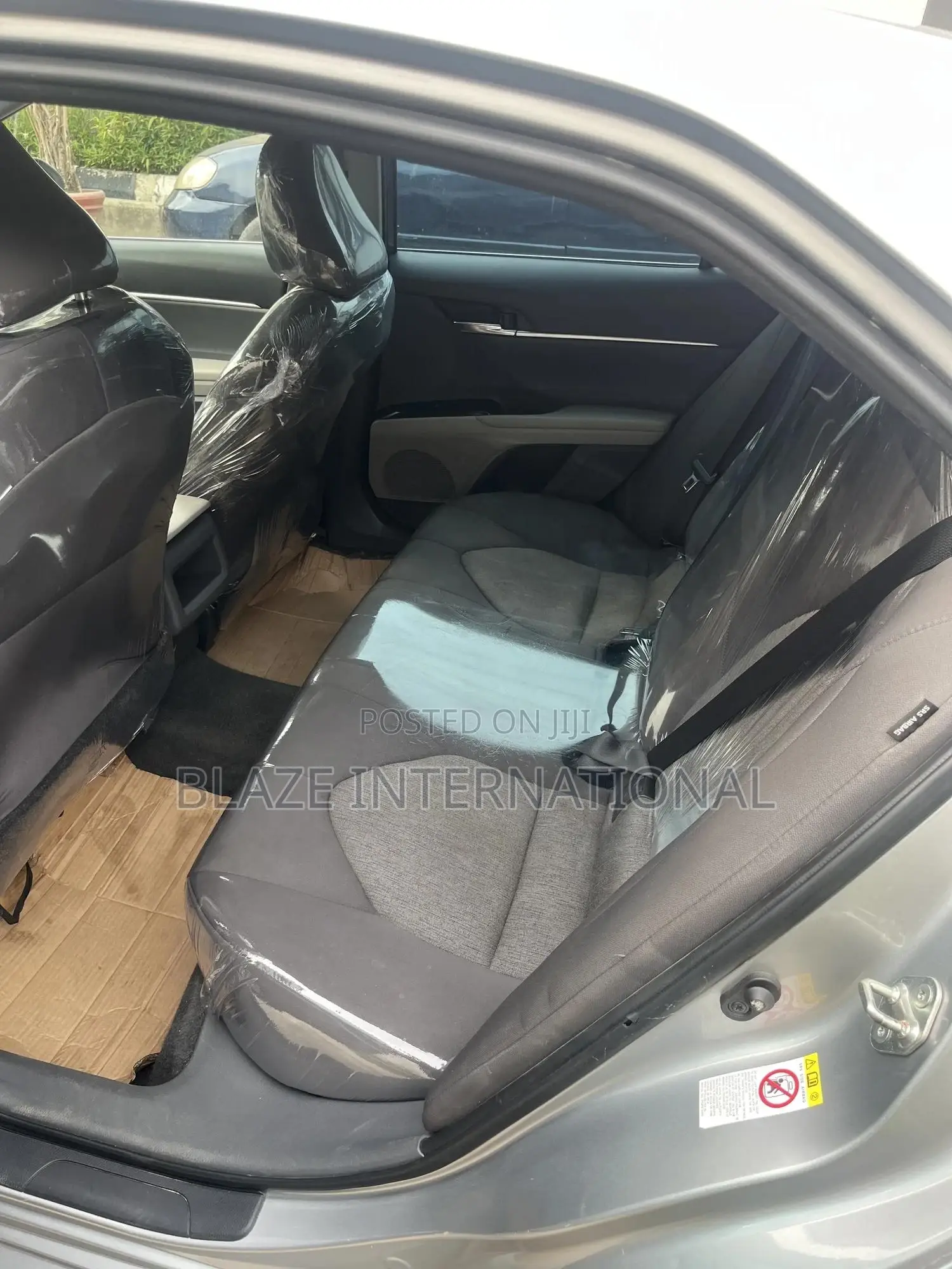 Toyota Camry 2018 Silver