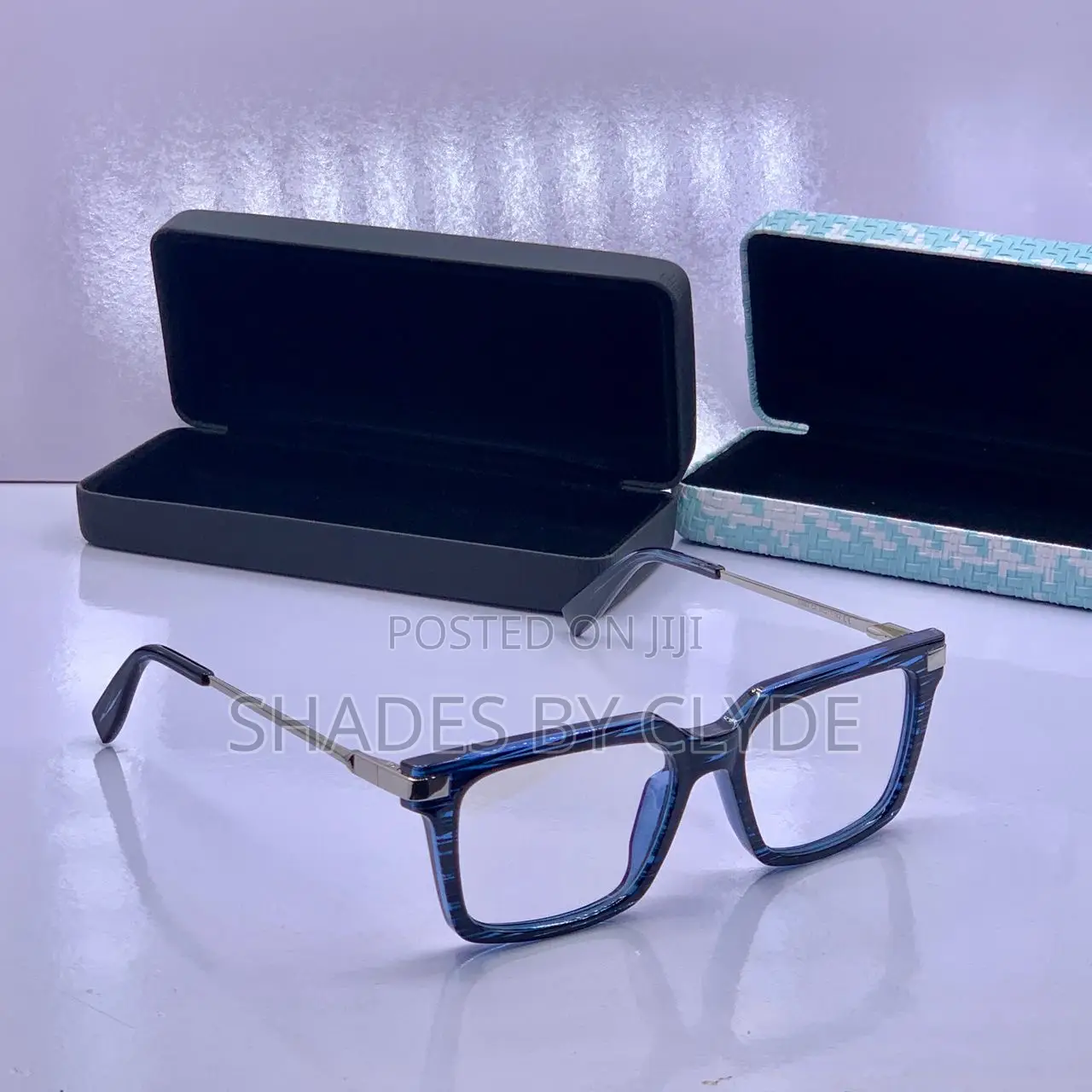 Stylish Eyeglasses - Brand New - Enhance Your Vision Style!