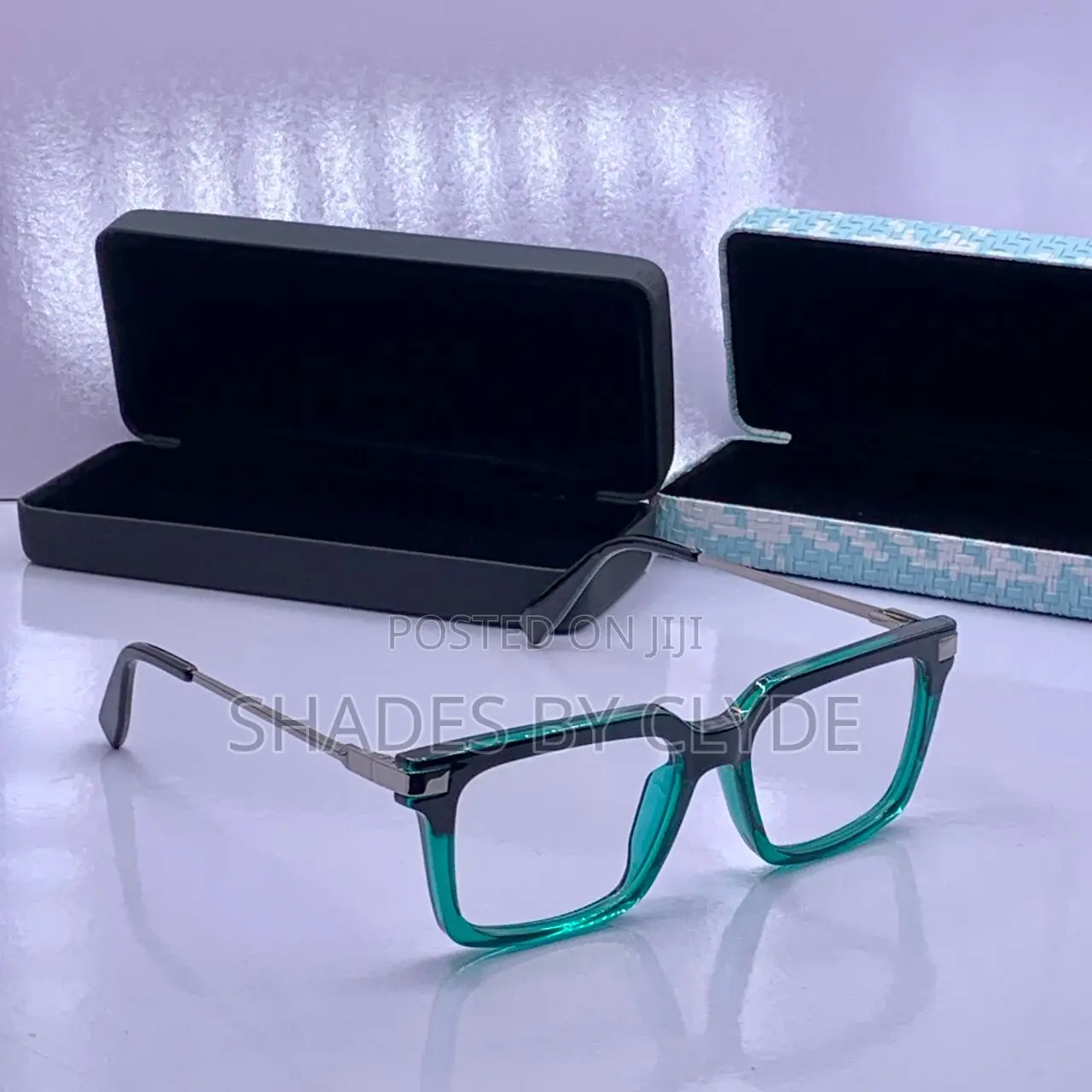 Stylish Eyeglasses - Brand New - Enhance Your Vision Style!