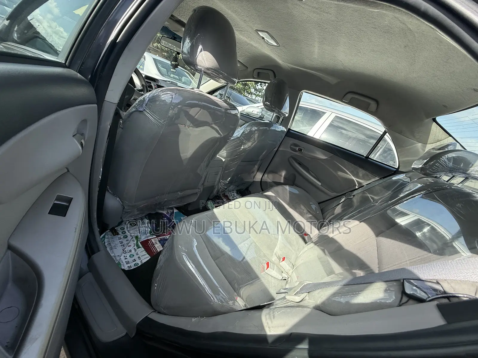 Toyota Corolla LE 4dr Sedan (1.8L 4cyl 4A) 2012 Gray