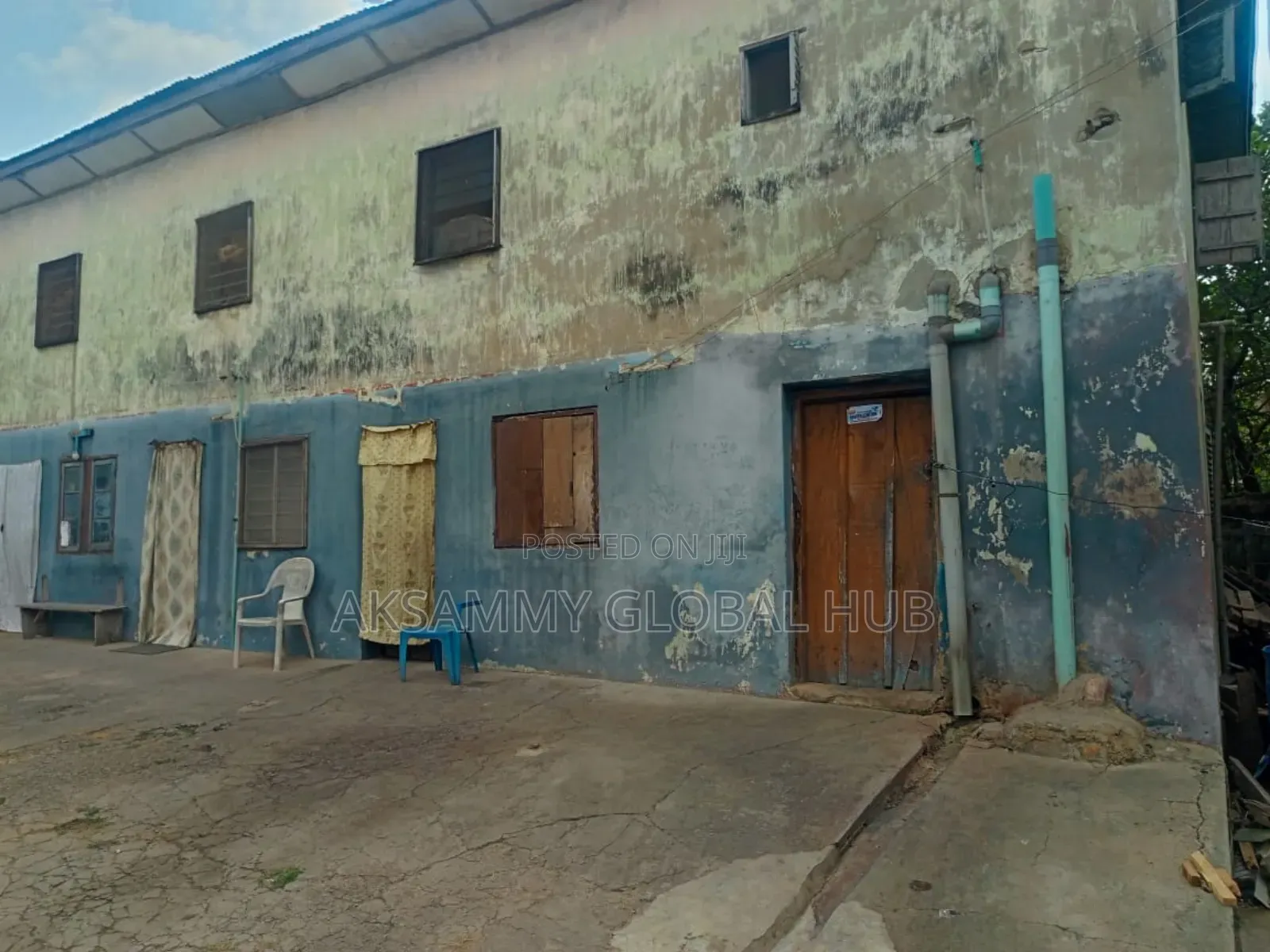 20bdrm Block of Flats in Felele, Behind Uba, Ibadan for sale