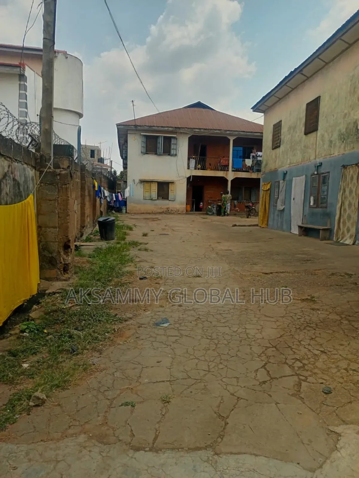 20bdrm Block of Flats in Felele, Behind Uba, Ibadan for sale