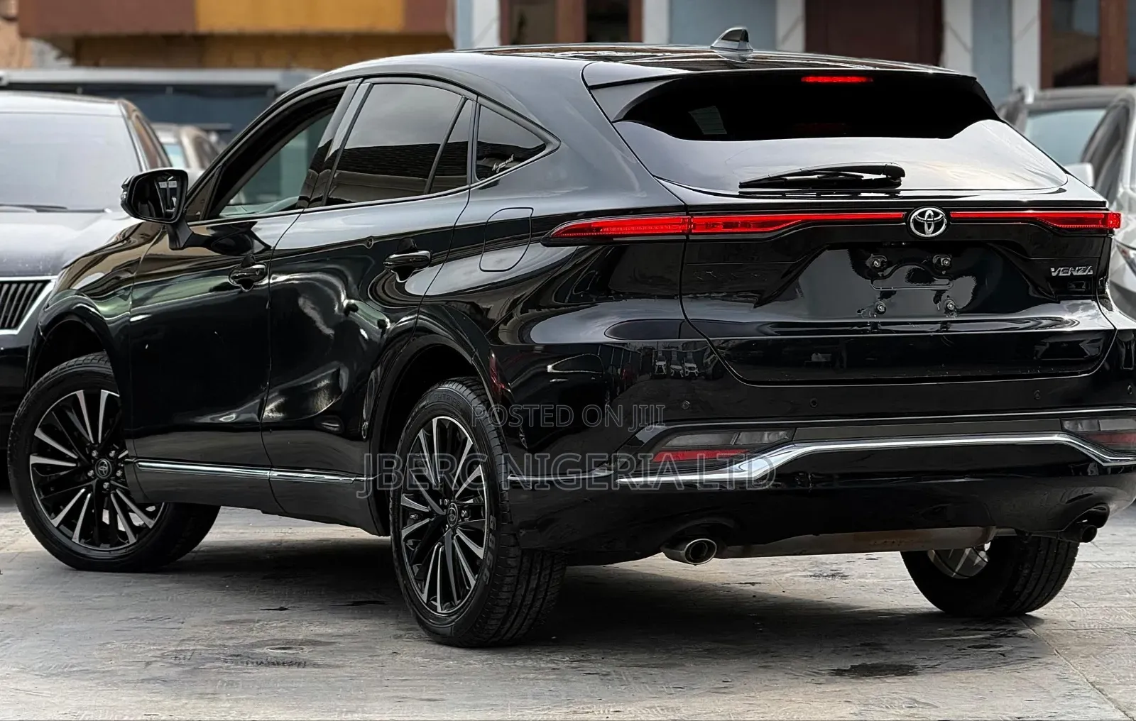 Toyota Venza 2024 Black