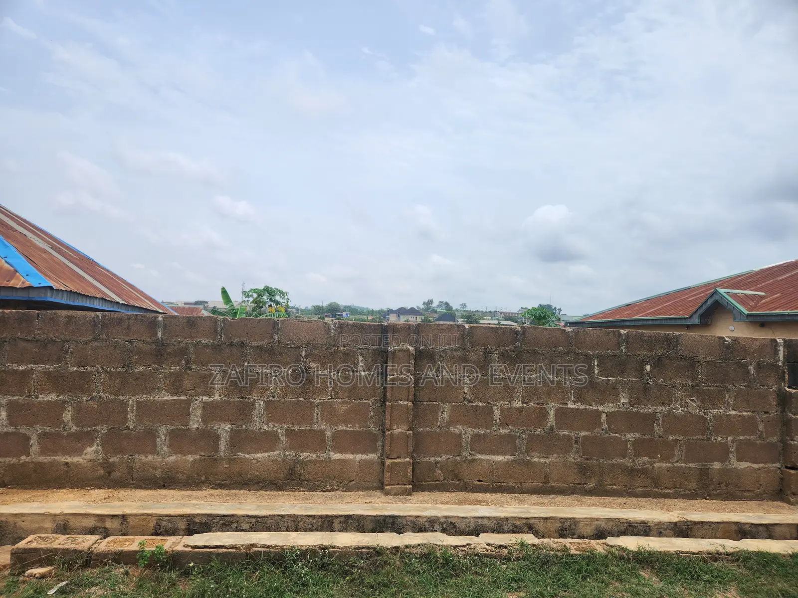 Fenced 350m2 Land at Arapaja, Odo Ona Kekere