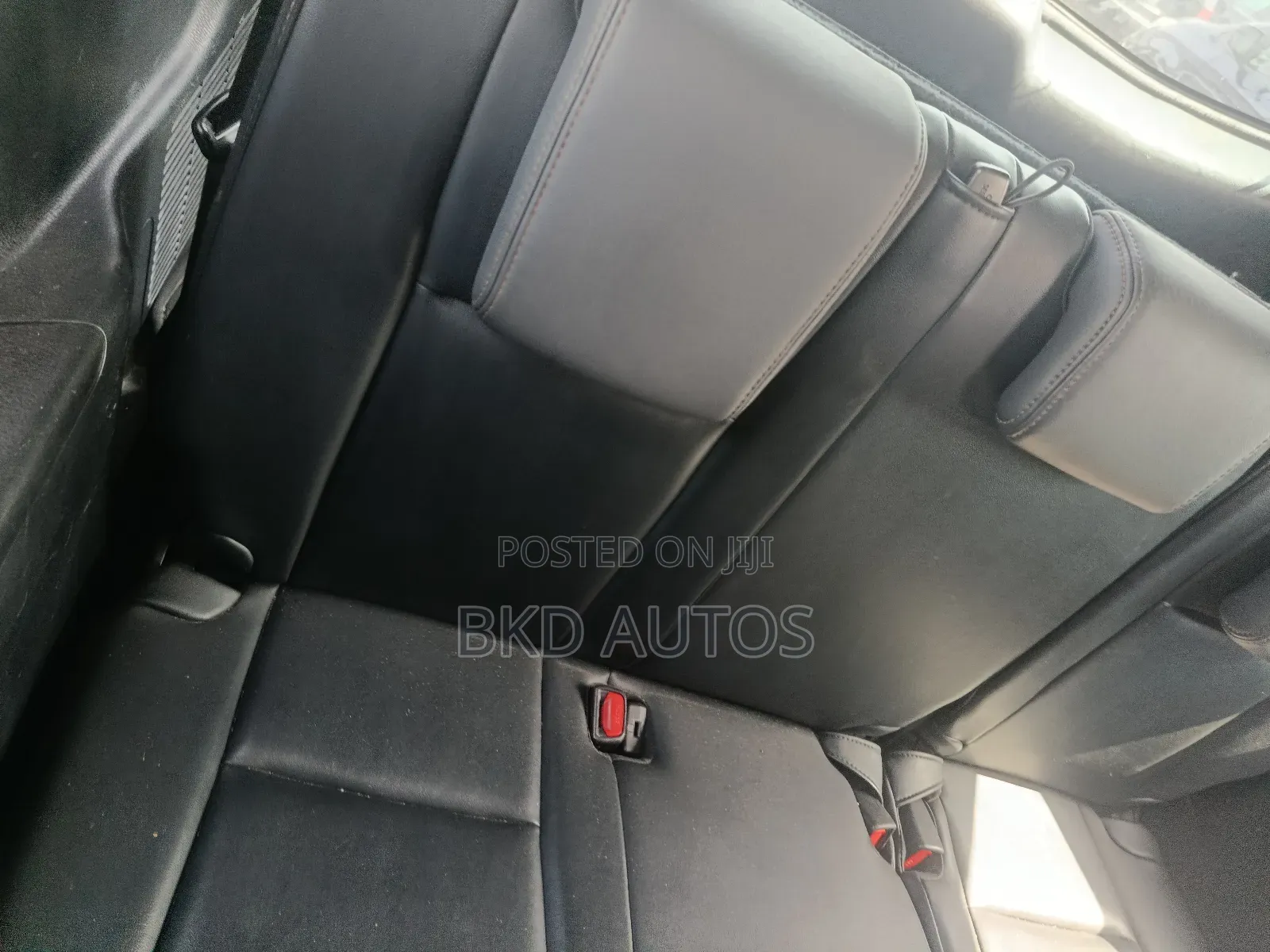 Toyota Highlander XLE 4dr SUV (3.5L 6cyl 6A) 2015 Silver