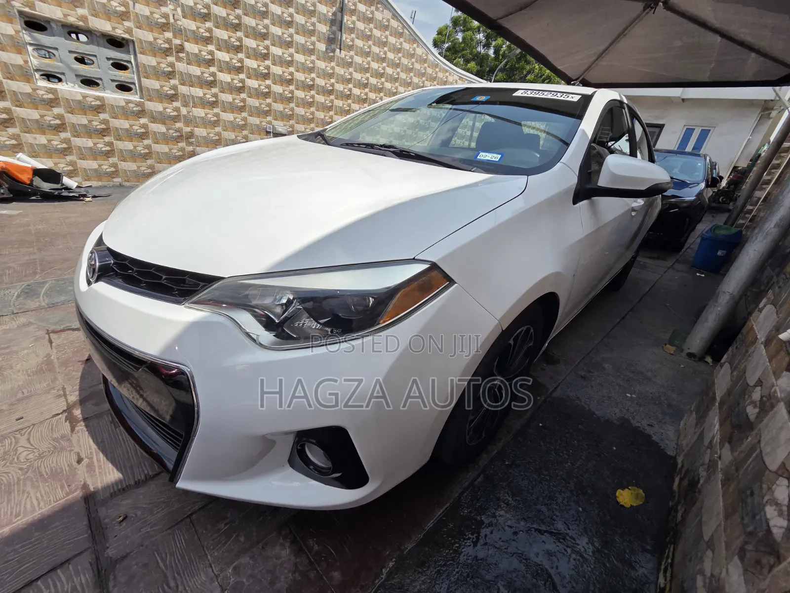 Toyota Corolla S Plus 4dr Sedan (1.8L 4cyl CVT) 2015 White