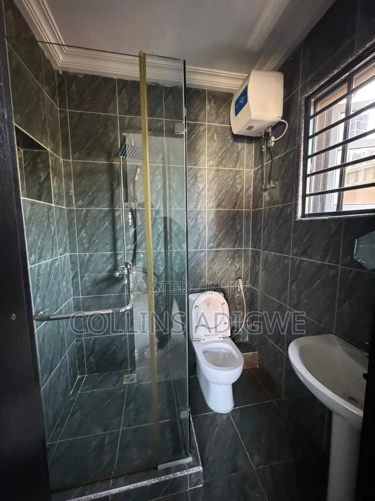 Furnished 2bdrm Apartment in Ologolo for sale