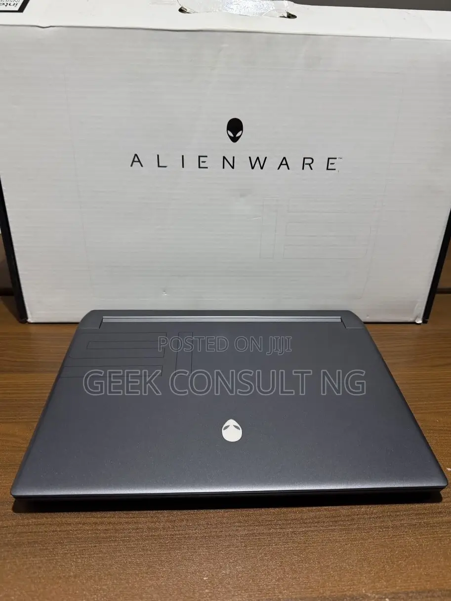 Laptop Dell Allenware M15 R5 32GB Intel Core i9 SSD 1T