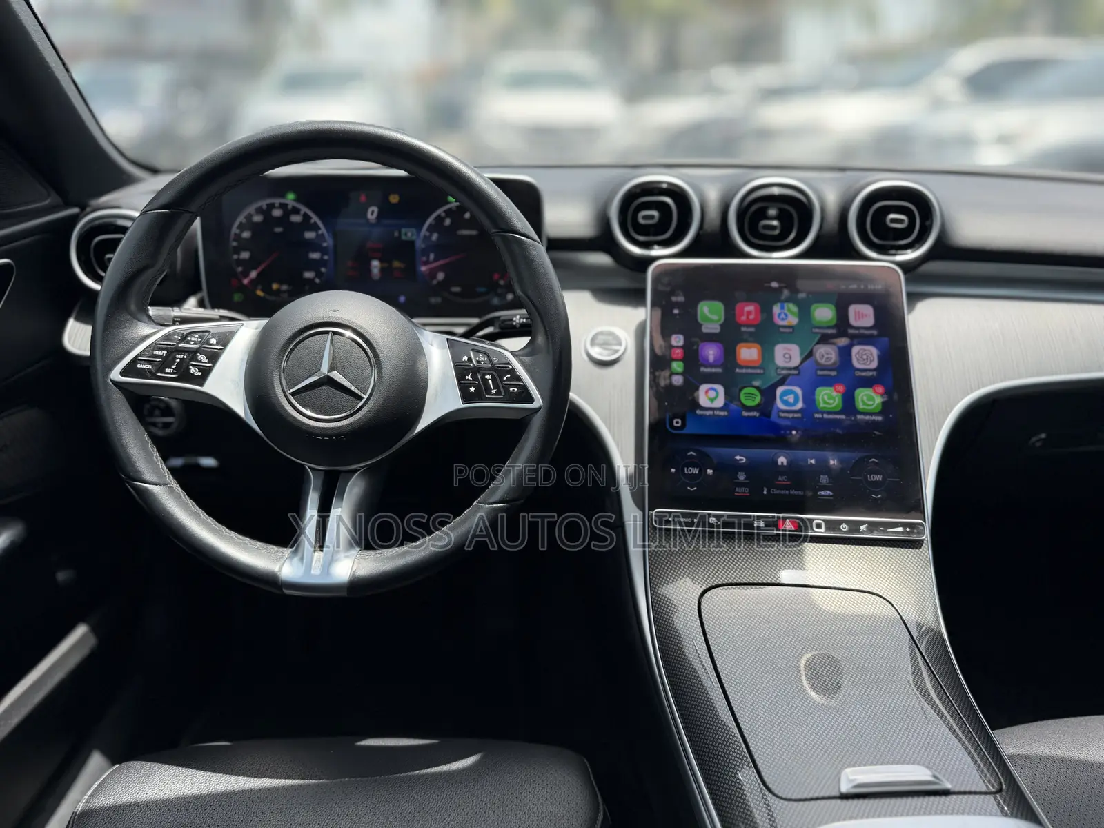 Mercedes-Benz C300 2024 White