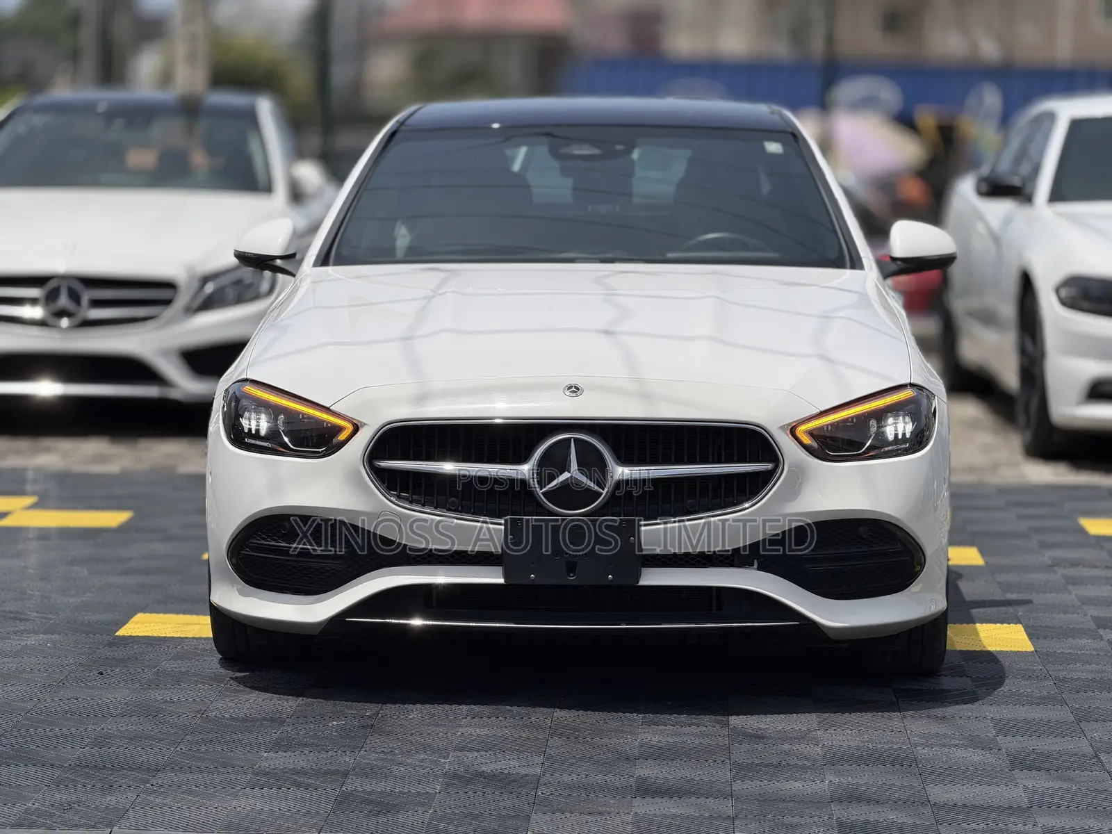 Mercedes-Benz C300 2024 White
